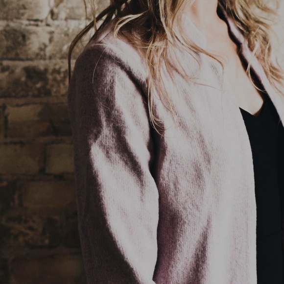 Meet your Posher, Demi - Picture 8 of 8